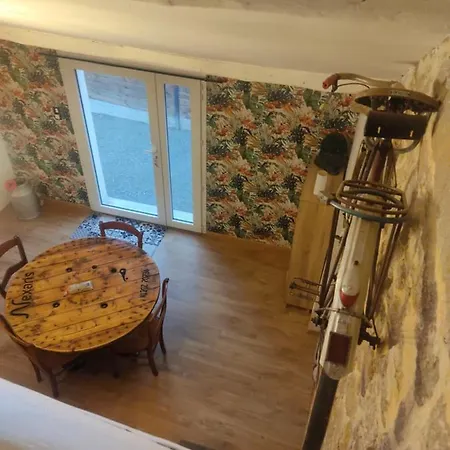 Petite Maison De Caractere 4 Ou Personnes *